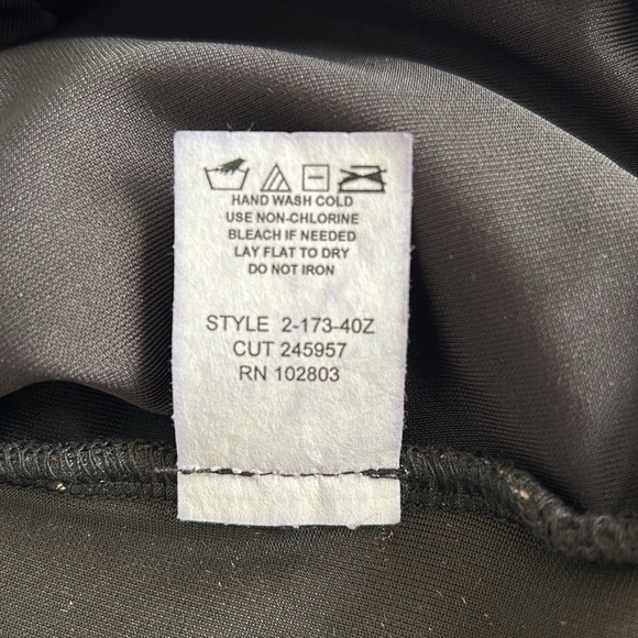 Briggs New York velour 2X top with attached shell - Picture 5 of 6